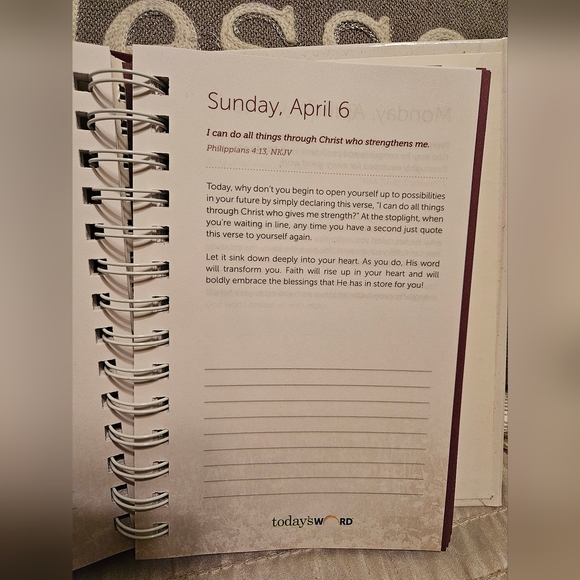 Joel Osteen 2014 Devotional Calendar - Picture 5 of 6